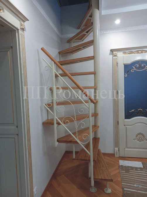 Гвинтові сходи з нахиленою віссю та дубовими сходинками (сходи 1м2, лестница 1м2) Львов - изображение 2