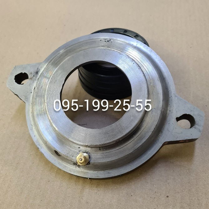 Кришка підшипника 1611 (металева) ПРТ-7, ПРТ-10, ПРТ-16 Днепр - изображение 1