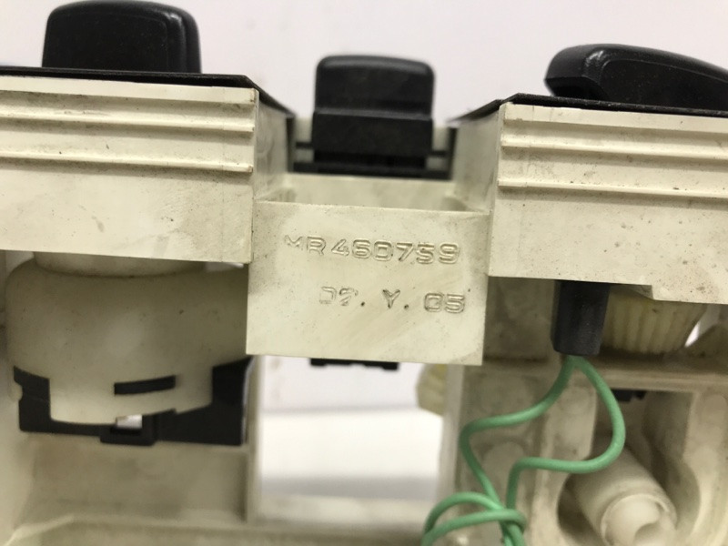 Блок управления кондиционером Mitsubishi Pajero Sport K9 3.0 БЕНЗИН 6G72 1996 (б/у) Киев - изображение 5