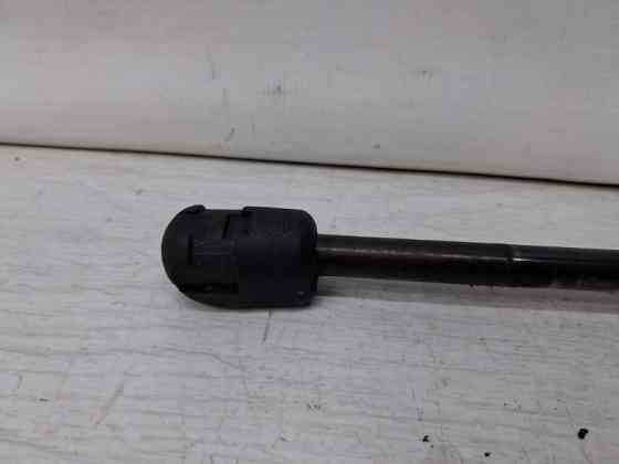 Амортизатор крышки багажника Mitsubishi Outlander 2003-2006 MR991807 (Арт. 67065) Киев