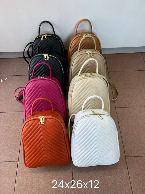 Жіночий шкіряний міський рюкзак — стьобаний, Італія, компактний формат TS311 Київ - зображення 1