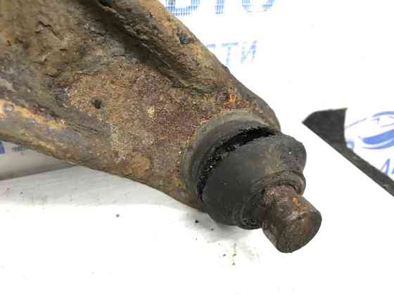 Рычаг правый Mitsubishi Lancer 10 1.8 БЕНЗИН 2007 (б/у) Киев