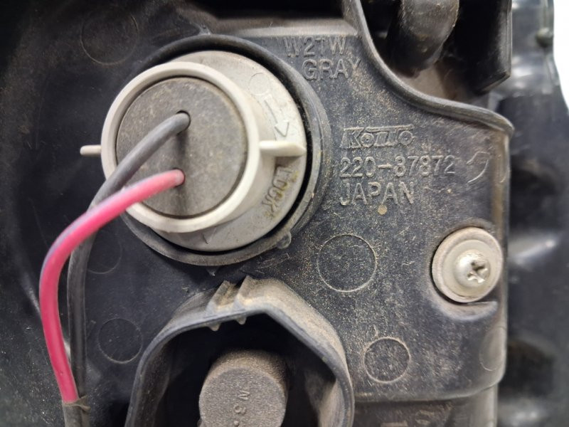 Фонарь задний внешний правый Mitsubishi Pajero Wagon 4 3.2 ДИЗЕЛЬ 4M41 2006 (б/у) Київ - зображення 8