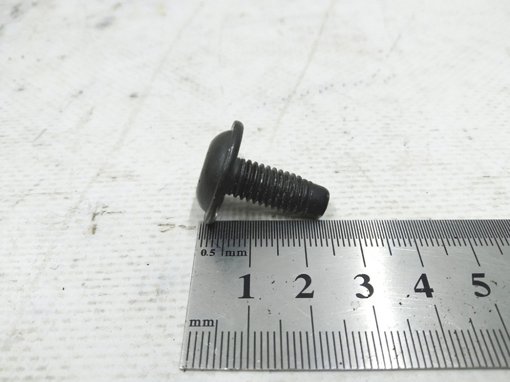 Болт PF M8x2[98] ZNNI[B] MAT Tesla model 3 1116362-00-A Киев - изображение 1