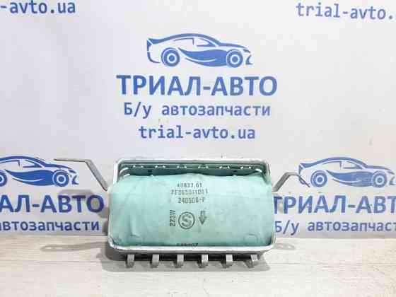 Подушка безопасности в торпеду Toyota Avensis T25 1.8 БЕНЗИН 1ZZFE 2002 (б/у) Киев