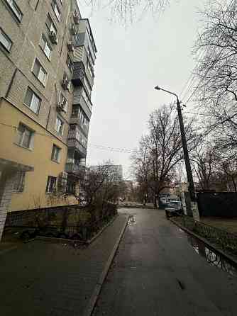 Продам 3к квартиру вул.Сонячна Набережна,42 Житлова під ремонт Днепр