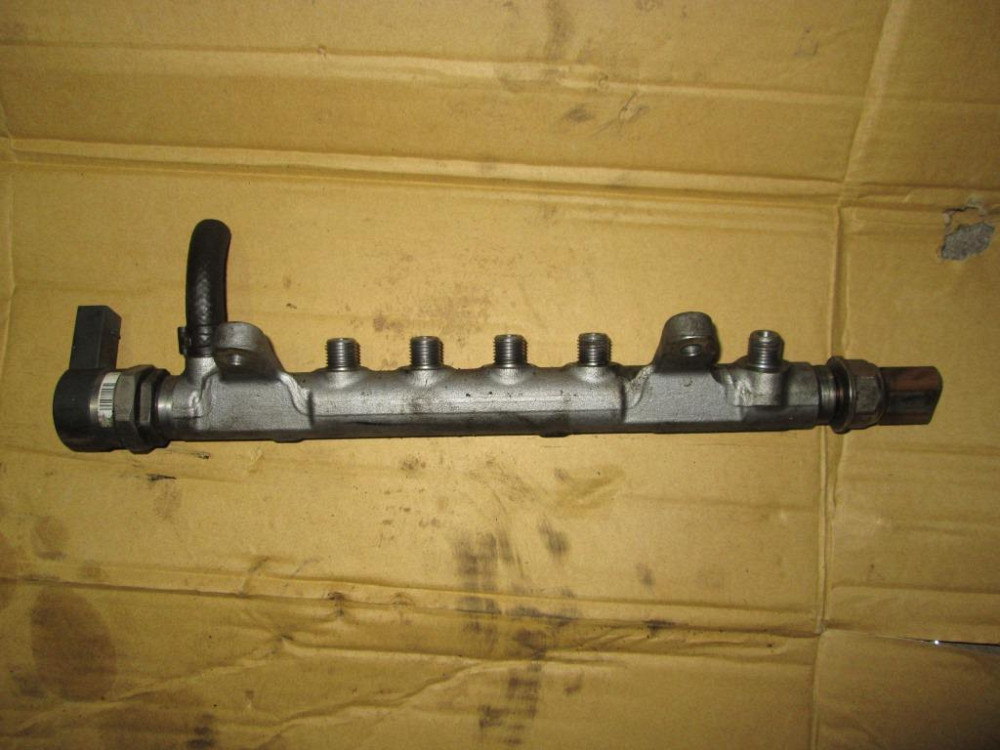 Топливная рейка Volkswagen T5 (Transporter) 2.0 2010-2014 Ковель - зображення 1