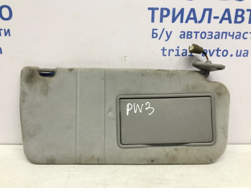 Козырек солнцезащитный правый Mitsubishi Pajero Wagon 3 3.2 ДИЗЕЛЬ 4M41 1999 (б/у) Київ - зображення 1