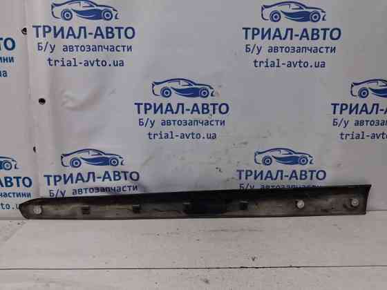 Накладка двери Fiat Doblo 2 1.6 ДИЗЕЛЬ MULTIJET 2010 перед. прав. (б/у) Київ