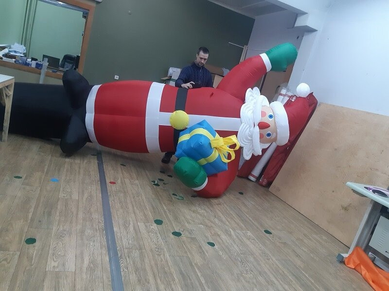 Новогодний атрибут Надувные новогодние фигуры Киев - изображение 9