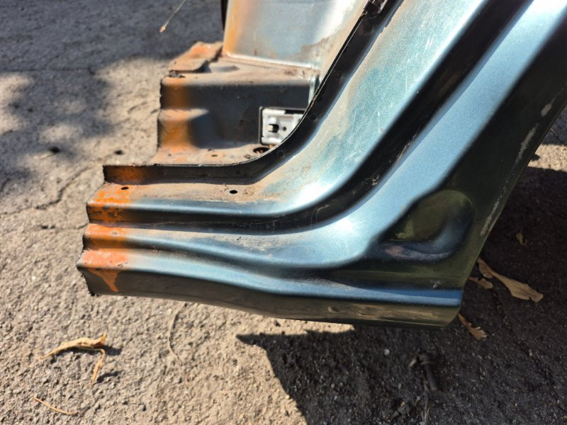 Четверть автомобиля задняя левая Mitsubishi Pajero Wagon 3 3.2 ДИЗЕЛЬ 4M41 1999 (б/у) Київ - зображення 6