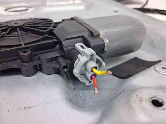 Стеклоподъемник передний левый Nissan Qashqai 2006-2013 80771JD00A (Арт. 62692) Киев