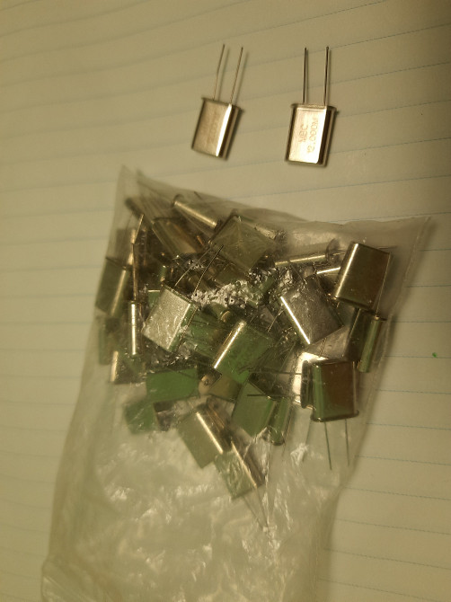 Микросхемы ISD1416P звуковые , DS1963S ключи , кварцы , переключатели Київ - зображення 7