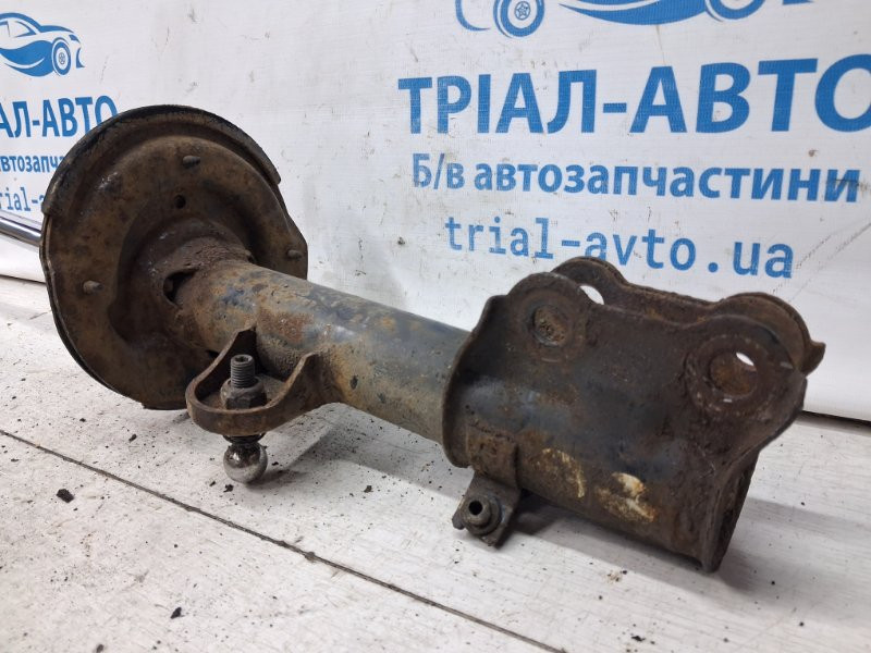 Амортизатор передний правый SsangYong Korando C200 2.0 DIESEL D20DT 2010 (б/у) Киев - изображение 3