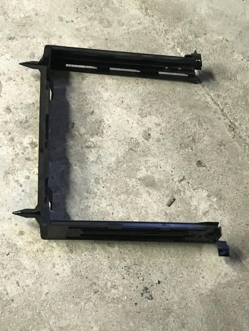 Бу направляющая бардачка под сиденье Renault Scenic 2 , 8200183772 Кропивницький - зображення 1