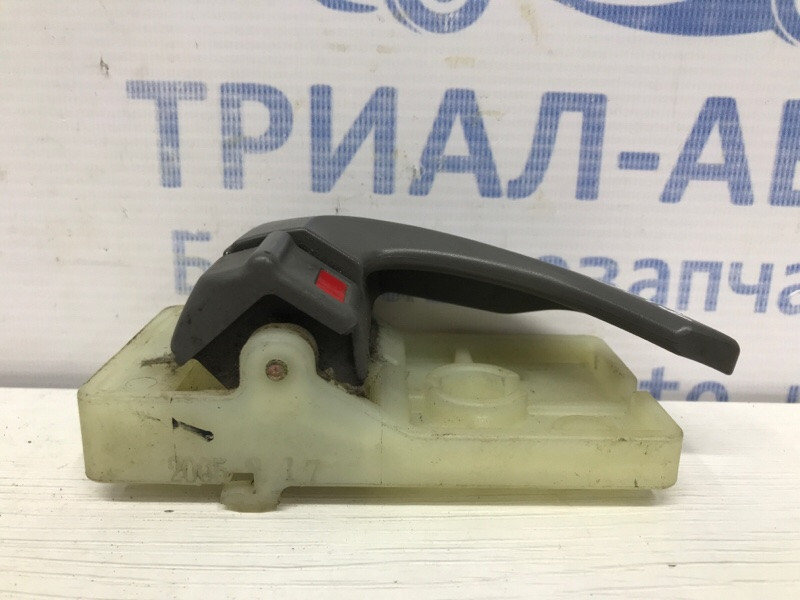 Ручка дверей внутрішня права Hyundai Tucson JM 2.0 DIESEL D4EA 2004 (б/у) Київ - зображення 2