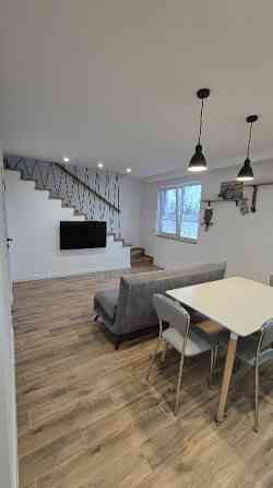 Продам. 2-к.кв., 4/4, вул. Дівоча Дніпро