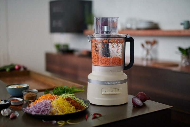 Кухонный комбайн KitchenAid 5KFP1319EAС 400 Вт кремовый Київ - зображення 8