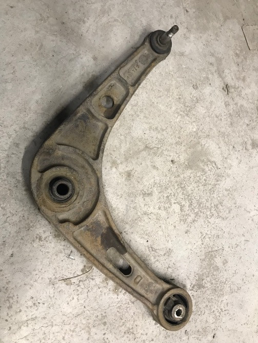 Бу рычаг передний правый Renault Laguna 1, 7700413494 Кропивницький - зображення 1