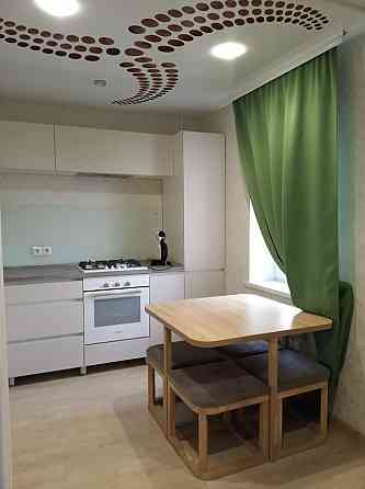 Сдам 2-ком евроремонт, мебель и техника Левый Берег. СРОЧНО! Кам'янське (Дніпродзержинськ)