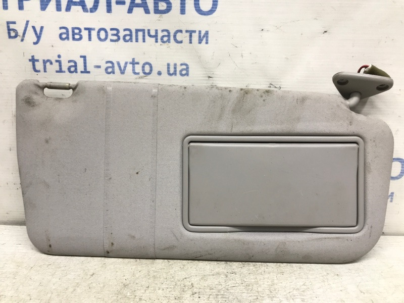 Козырек солнцезащитный правый Mitsubishi Pajero Wagon 4 3.2 ДИЗЕЛЬ 4M41 2006 (б/у) Київ - зображення 1