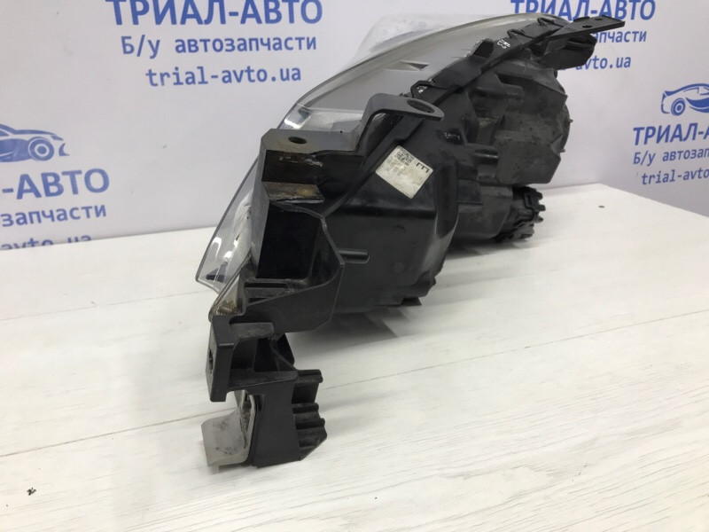 Фара правая Ксенон Mazda 3 BM 2.2 DIESEL 2013 (б/у) Київ - зображення 8