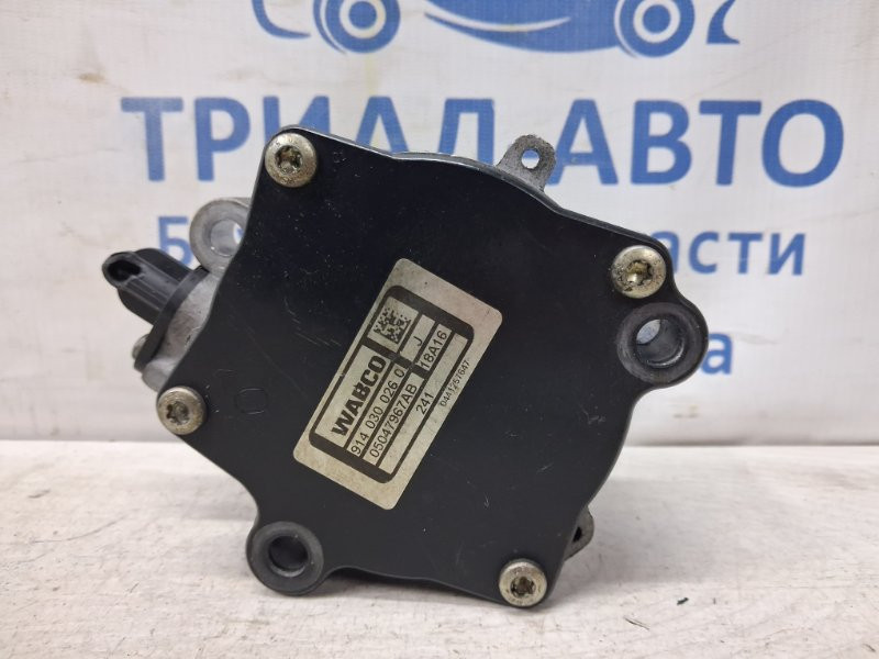 Насос вакуумный Jeep Cherokee 2013-2019 05047967AB (Арт. 77836) Київ - зображення 5