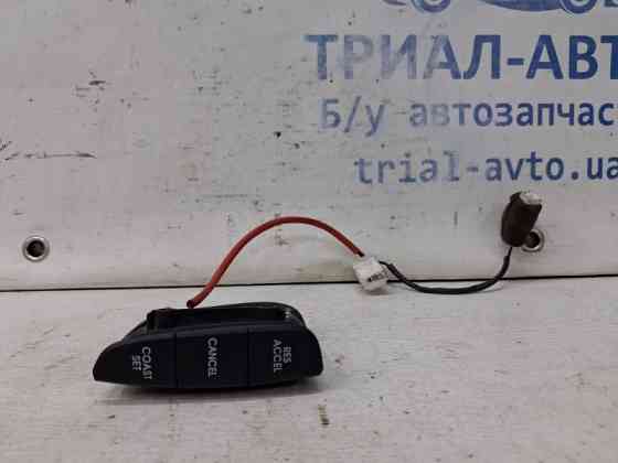 Кнопки руля Kia Sorento BL 2.5 DIESEL D4CB 2002 (б/у) Киев