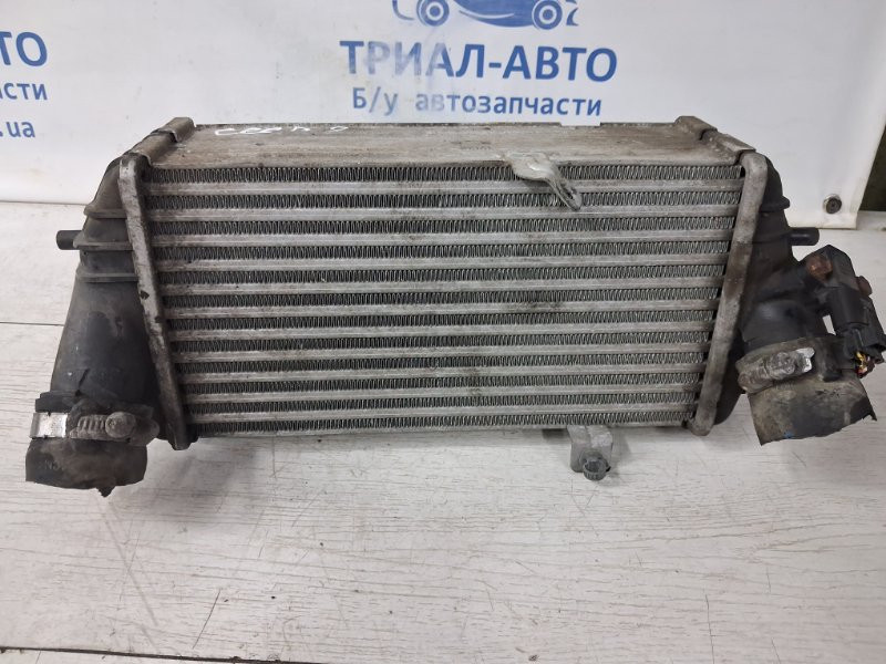 Радиатор интеркуллера Kia Ceed JD 1.6 DIESEL D4FB 2012 (б/у) Київ - зображення 1