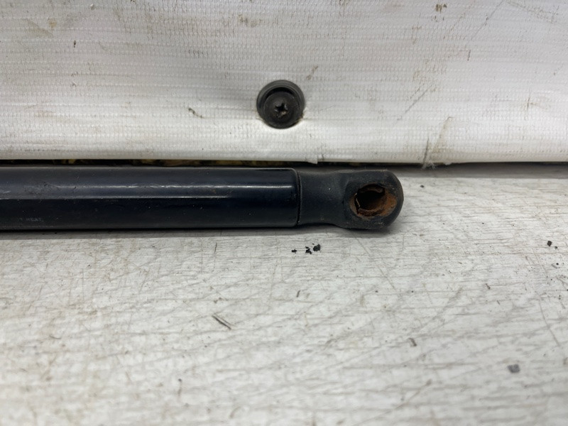 Амортизатор крышки багажника Hyundai I30 2011-2017  (Арт. 70402) Київ - зображення 2