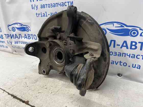 Кулак поворотный правый со ступицей Mitsubishi Pajero Wagon 1999-2006 MR374502 (Арт. 75849) Київ