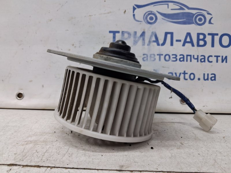Моторчик печки Mitsubishi Pajero Wagon 3 3.2 ДИЗЕЛЬ 4M41 1999 задн. (б/у) Киев - изображение 1