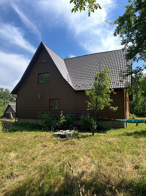 Триповерховий мансардний будинок в Яремче 240 м² Яремче - зображення 3