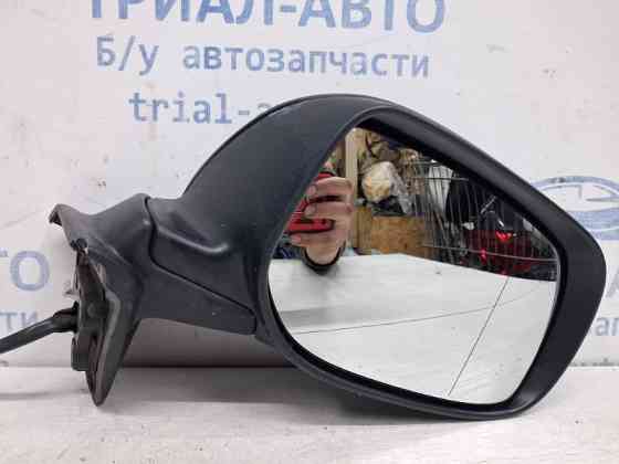 Зеркало правое Toyota Auris E150 1.6 БЕНЗИН 1ZRFAE 2006 (б/у) Киев
