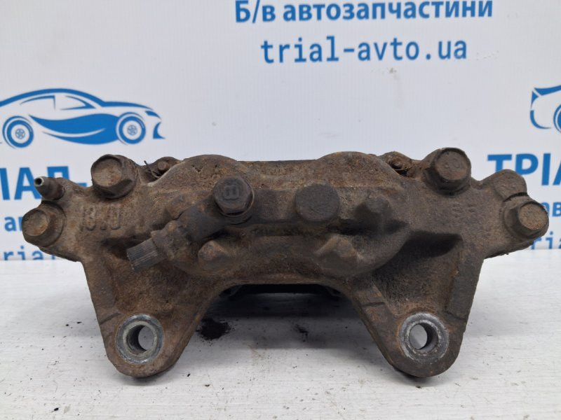 Суппорт передний правый Mitsubishi Pajero Wagon 4 3.2 ДИЗЕЛЬ 4M41 2006 (б/у) Киев - изображение 3