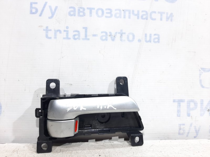 Ручка двери внутреняя передняя правая Kia Sorento XM 2.0 DIESEL 2009 (б/у) Киев - изображение 1