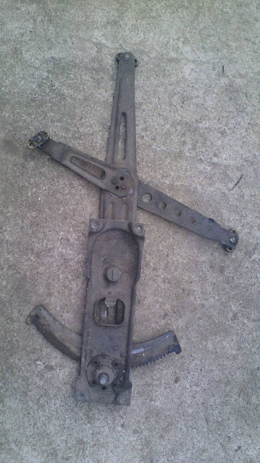 Склопідйомник передньої правої двері 90069708 Опель Кадетт D 78-82р.в Вінниця - зображення 2