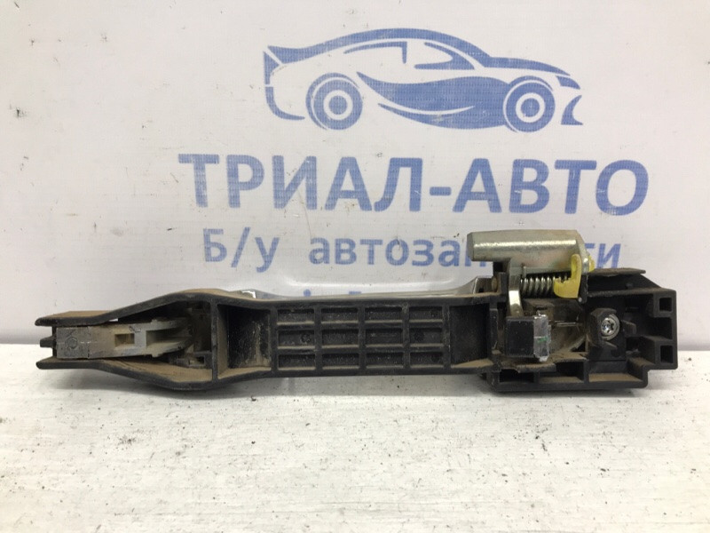 Ручка двери внешняя задняя правая Mitsubishi L200 KB 2.5 ДИЗЕЛЬ 4D56U 2006 (б/у) Київ - зображення 3