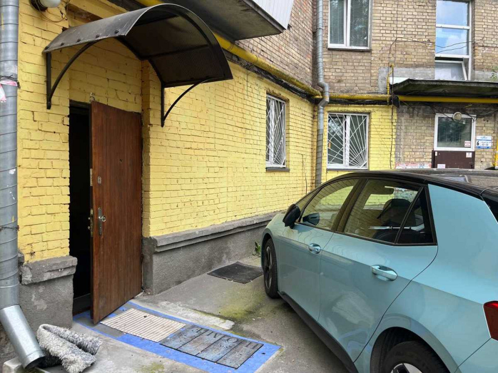 продажа помещения свободного назначения, здания Киев, Печерский, 380000 $ Киев - изображение 1