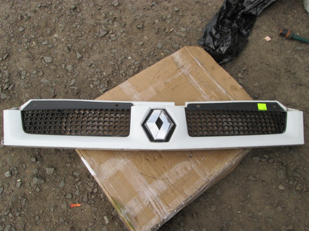 Решетка бампера Renault Master 2003-2006 Ковель - изображение 1