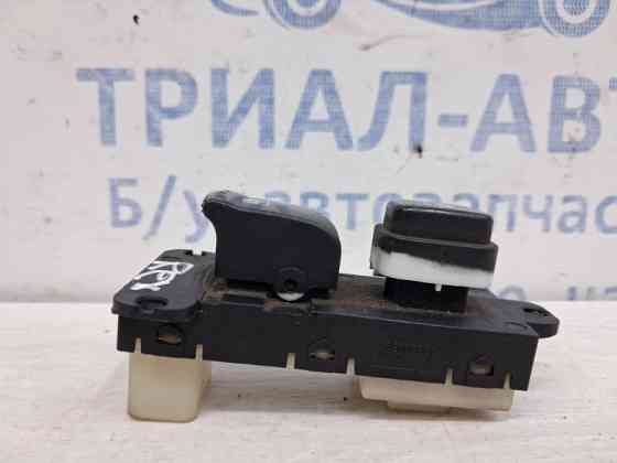 Кнопка стеклоподъемника SsangYong Rexton Y250 2.7 D27DT 2006 перед. (б/у) Киев