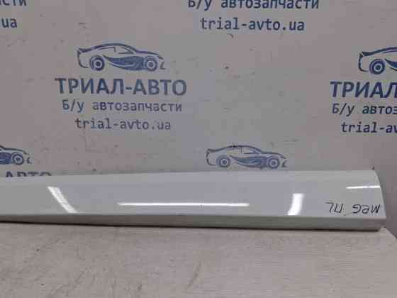 Накладка двери Renault Megane 3 1.5 DIESEL K9K 2008 перед. лев. (б/у) Київ