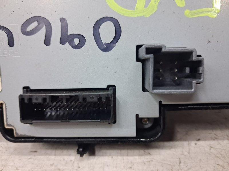 Блок управления климат-контролем  Land Rover Range Rover Evoque 2011-2018 LR071849 (Арт. 84520) Киев - изображение 6