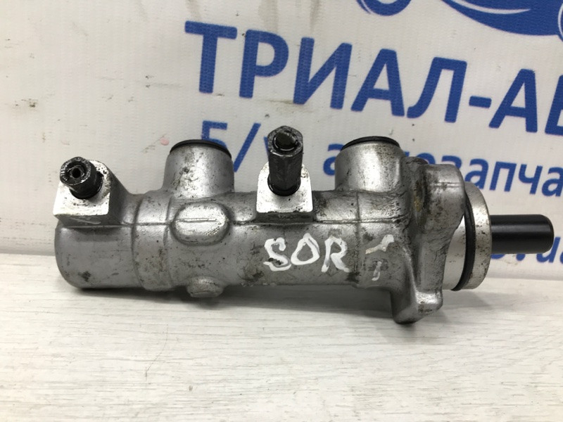 Тормозной цилиндр главный Kia Sorento BL 2.5 DIESEL D4CB 2002 (б/у) Київ - зображення 3