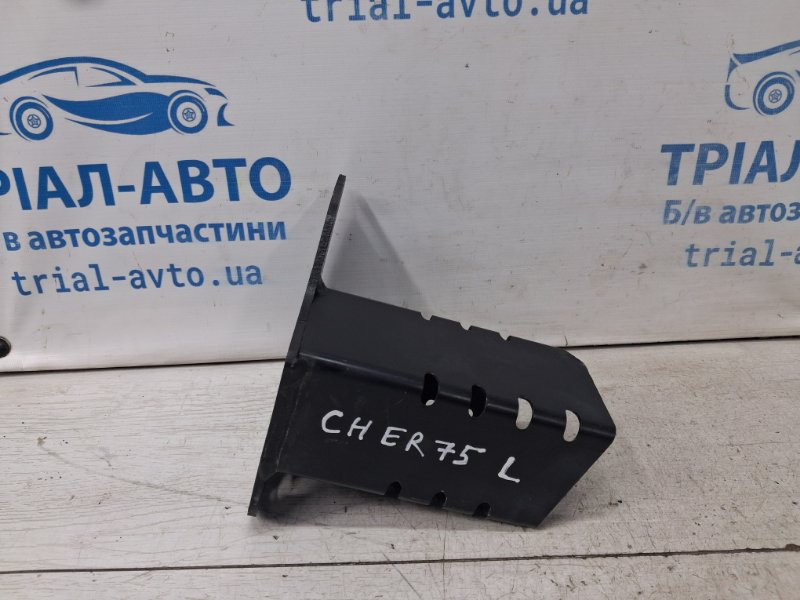 Кронштейн усилителя переднего бампера Jeep Cherokee KL 2.4 БЕНЗИН ED6 2013 лев. (б/у) Київ - зображення 2