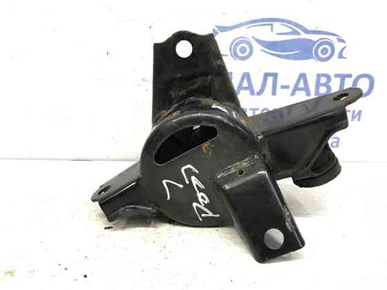 Подушка ДВС левая Kia Ceed 2006-2012 218301M000 (Арт. 44667) Киев
