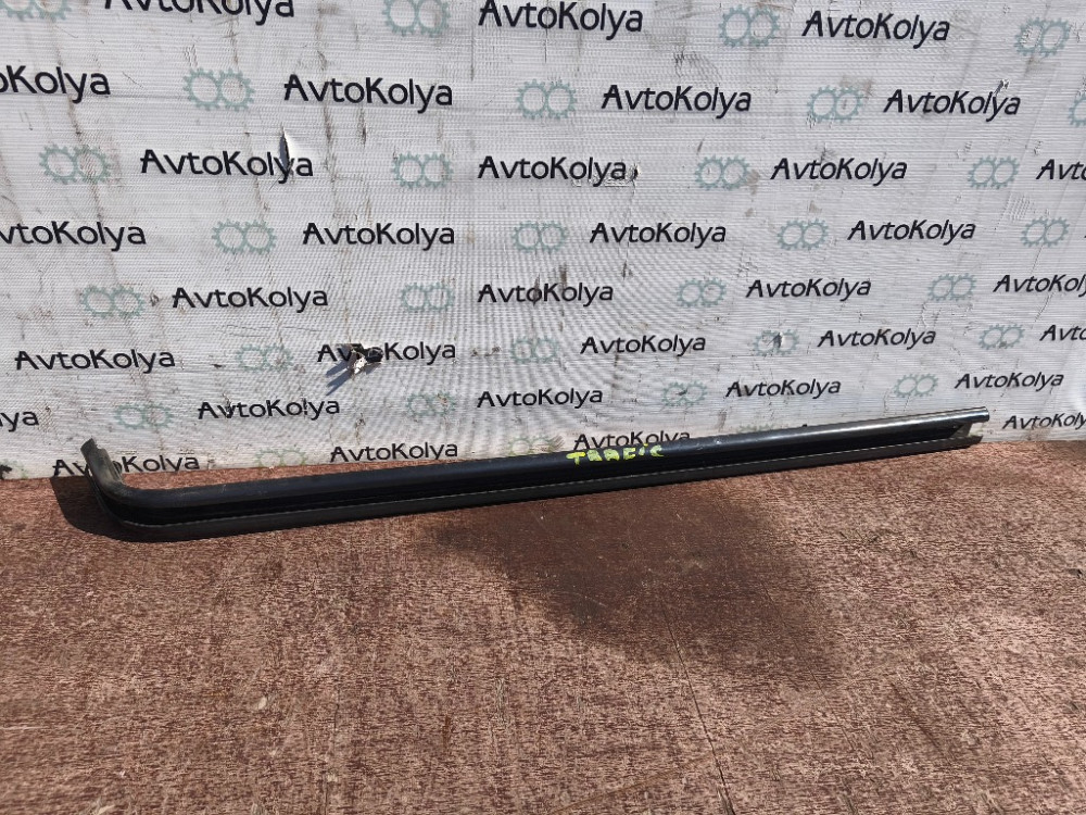 Направляющая боковой двери средняя правая Renault Trafic 2001-2013 (короткая база) Ковель - изображение 1