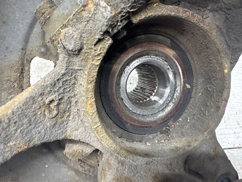 Кулак поворотный левый со ступицей Toyota Camry 2001-2006 4321239035 (Арт. 68985) Киев - изображение 3