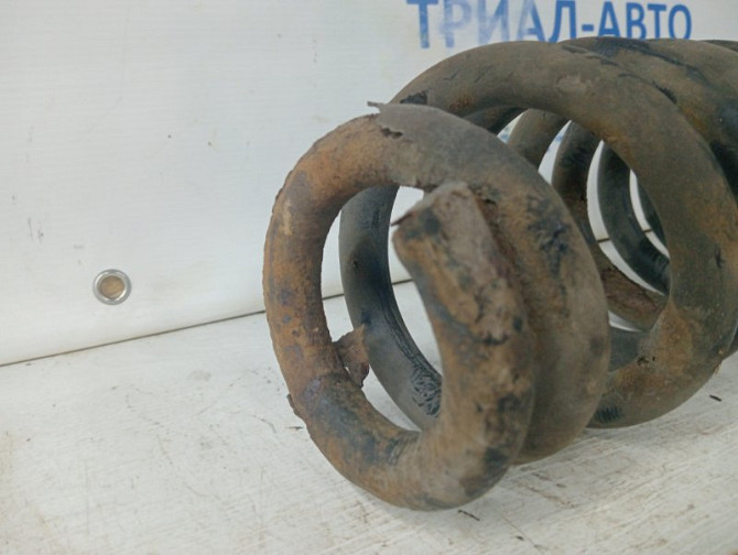 Пружина передняя Kia Sorento BL 2.5 DIESEL D4CB 2002 (б/у) Київ - зображення 3