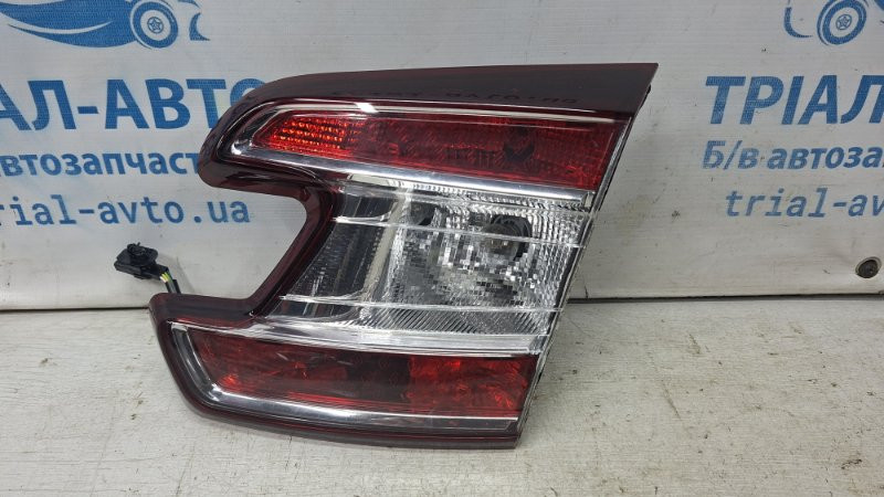 Фонарь задний внутренний правый Renault Megane 3 1.5 DIESEL K9K 2008 (б/у) Київ - зображення 1